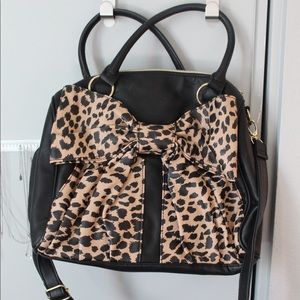 betsey johnson tote
